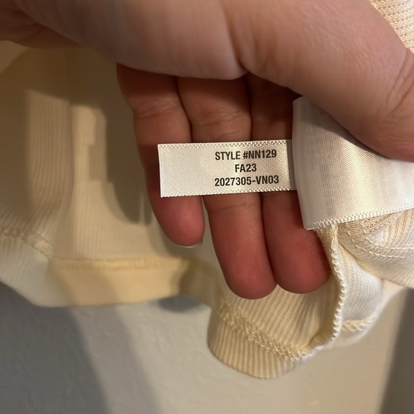 Madewell Turtleneck Long-Sleeve Tee - Picture 9 of 13